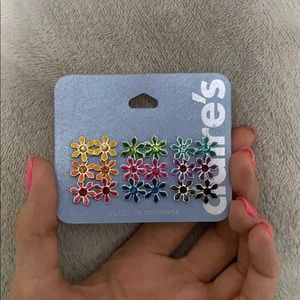 9 pack of Earrings